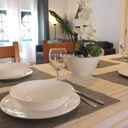 Lovely In The Center Of Apartamento Aveiro